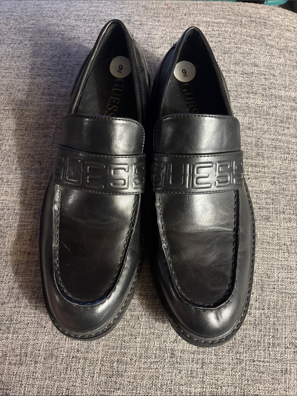Guess Tranton Black Logo Loafers Men’s Size 9 Chunky Slip On Preppy Academia